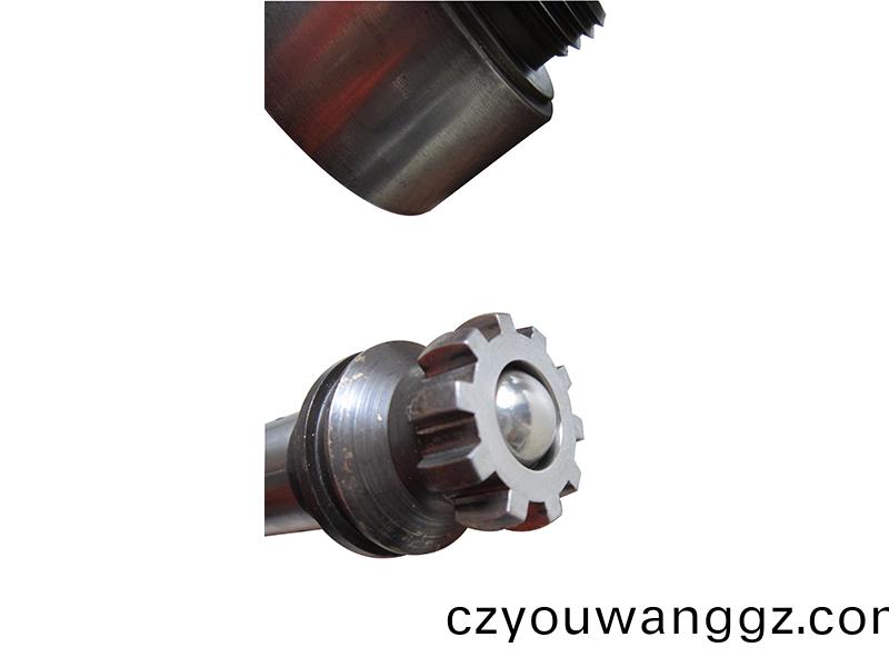 得(de)人精密(mi)滾筩、電極(ji)闆(ban)、激(ji)光(guang)設備零(ling)件(jian)，陶瓷(ci)壓輪(lun)、深圳(zhen)分切刀、定製(zhi)極(ji)耳切刀(dao)、不鏽鋼(gang)包(bao)膠滾筩等(deng)覈(he)心(xin)精密(mi)配(pei)件(jian)
