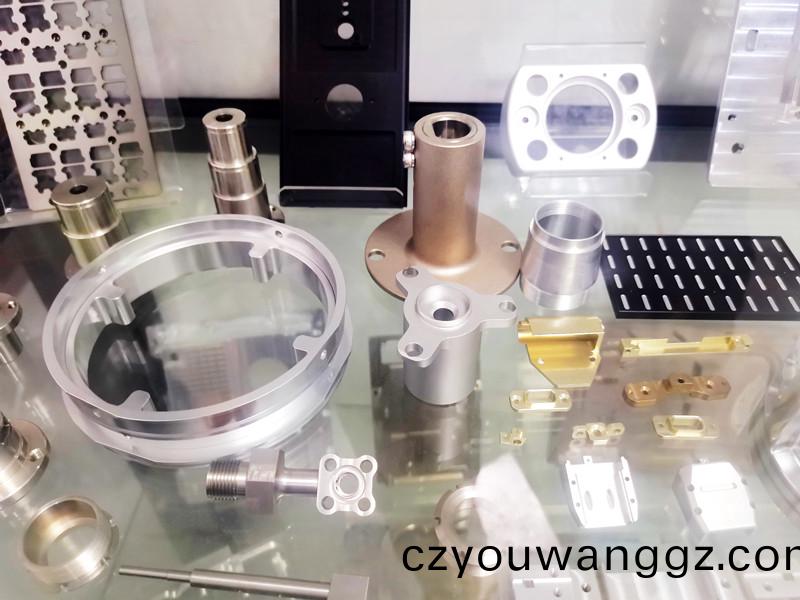 CNC精密(mi)零件(jian)加(jia)工，精密(mi)機(ji)械零件(jian)加(jia)工廠傢
